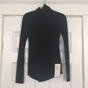Lululemon Full Day Ahead Turtleneck